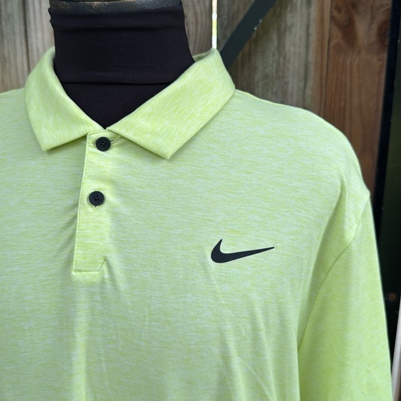Bundle of men’s gold polo shirts, Nike & Adidas, size XL - Picture 9 of 12